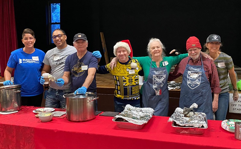 breakfast program volunteers at Christmas